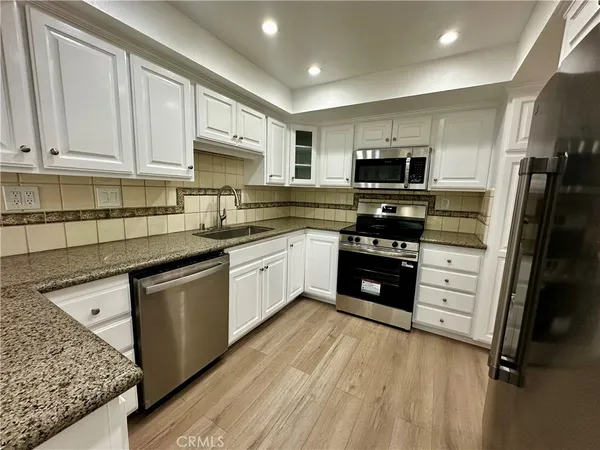 $5,500 | 19835 Maritime Lane, Huntington Beach, CA 92648