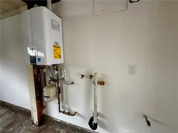 $5,500 | 19835 Maritime Lane, Huntington Beach, CA 92648