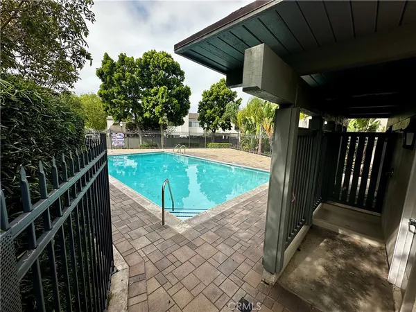 $5,500 | 19835 Maritime Lane, Huntington Beach, CA 92648
