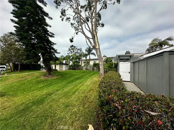$5,500 | 19835 Maritime Lane, Huntington Beach, CA 92648