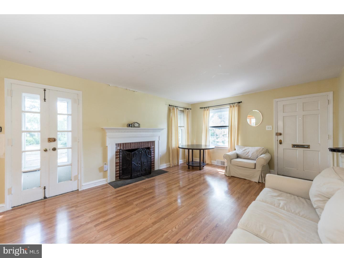 303 Marlyn Lane Wallingford, PA 19086 - Photo 6 of 25