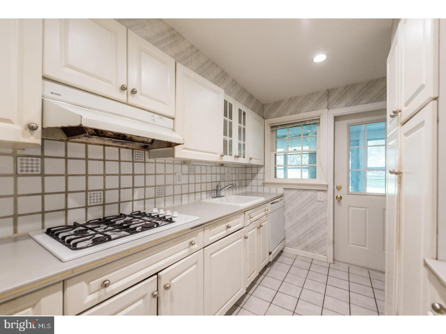 303 Marlyn Lane Wallingford, PA 19086 - Photo 10 of 25