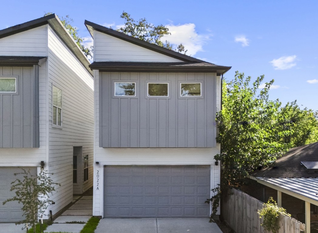 2022 Thonig Road, Unit A Houston, TX 77055 - Photo 2 of 14