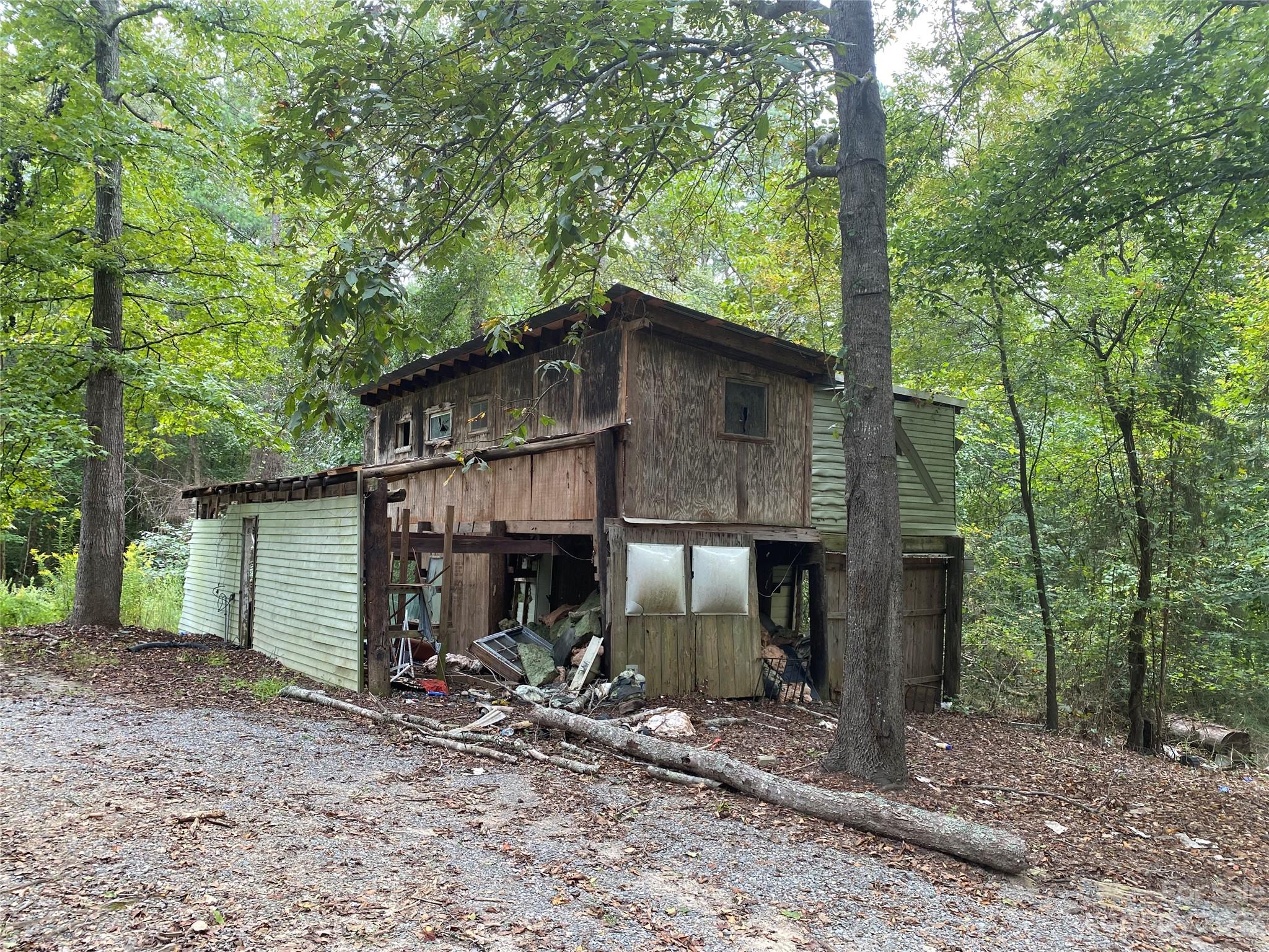 527 Waring Court Fort Mill, SC 29707 - Photo 26 of 31 a view of a house with large trees and large tree