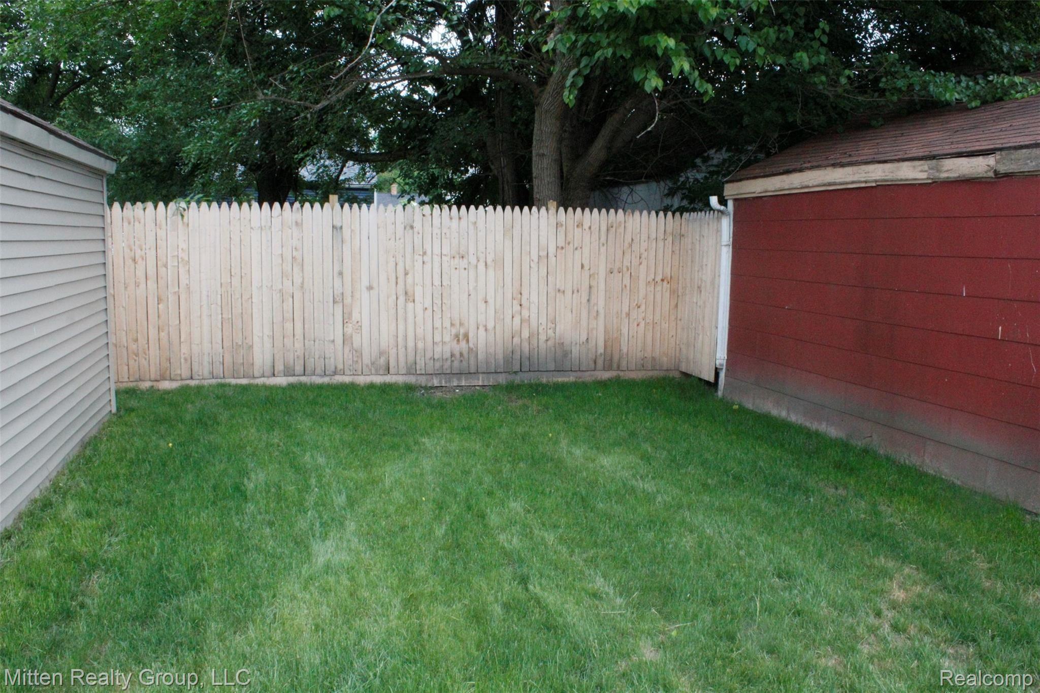 19188 Edinborough Road Detroit, MI 48219 - Photo 24 of 25 pic 24.JPG