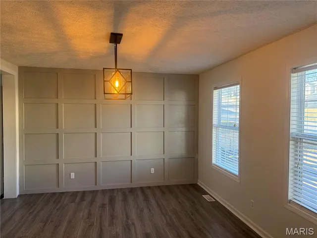 $350,000 | 108 Dogwood Circle, St. Robert, MO 65584