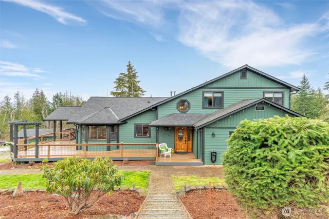 $850,000 | 21401 161st Avenue East, Graham, WA 98338