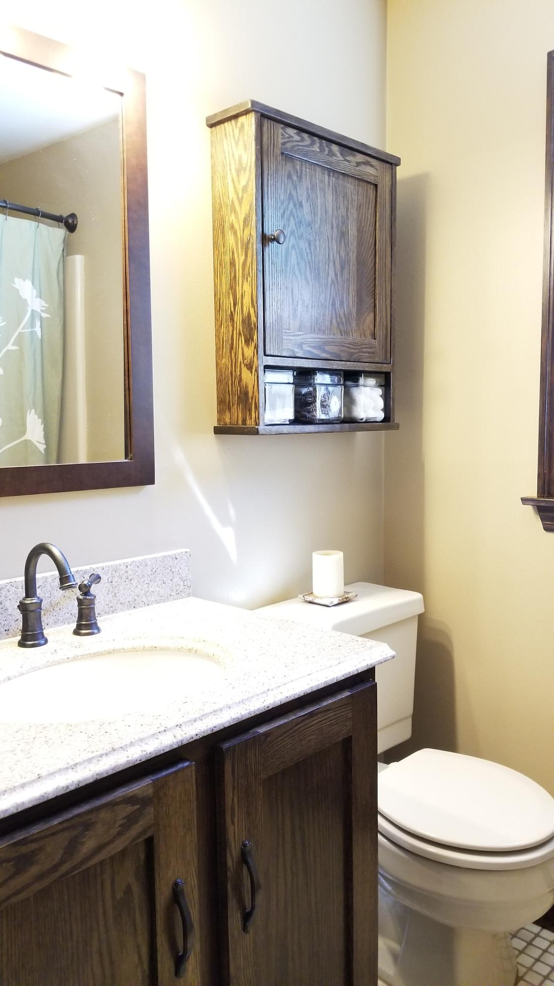 7 Sandy Way Mashpee, MA 02649 - Photo 19 of 30 Second Floor Bath