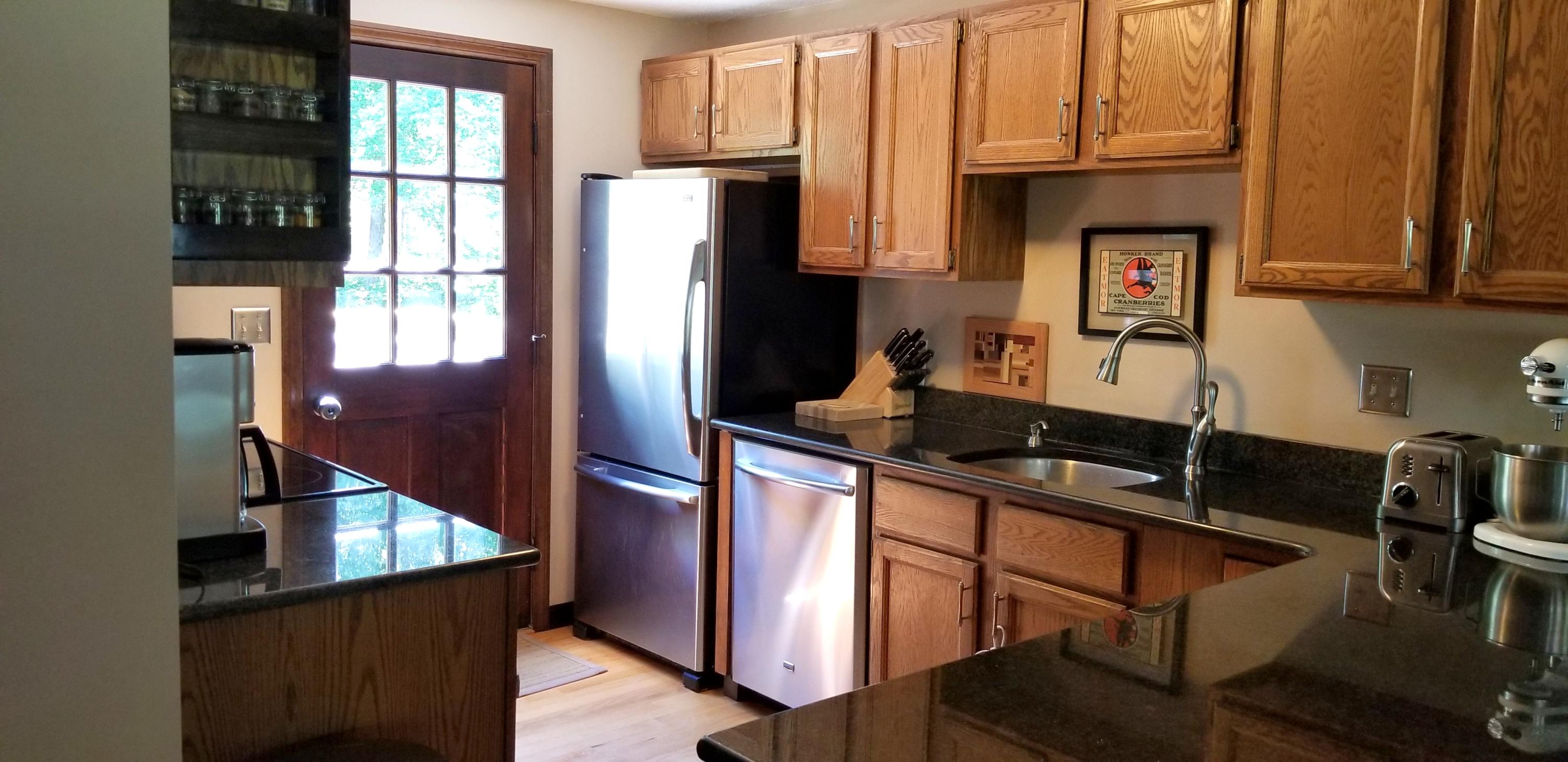 7 Sandy Way Mashpee, MA 02649 - Photo 2 of 30 20180708_105723