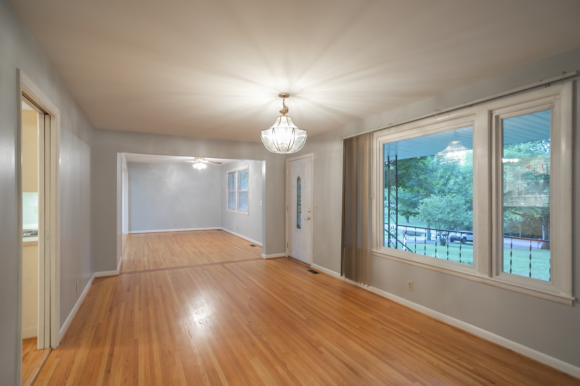 703 Campbell Road Madison, TN 37115 - Photo 3 of 42 Gallery Image 3