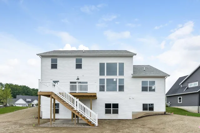 $850,000 | 3336 Hideaway Drive, Caledonia, MI 49316