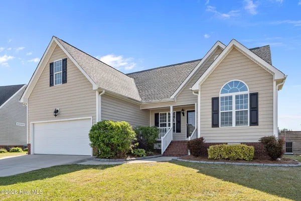 $359,900 | 2925 Chellowe Court, Winterville, NC 28590