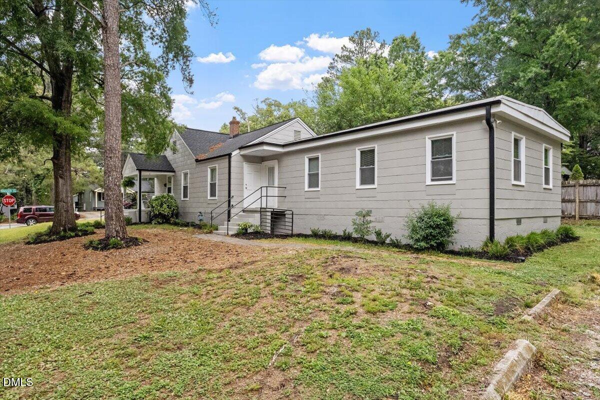 700 Glascock Street Raleigh, NC 27604 - Photo 5 of 46