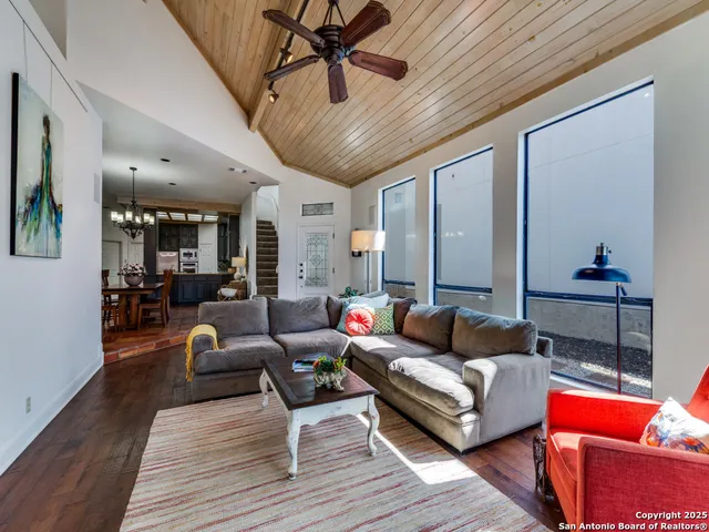 $530,000 | 29439 Summit Ridge Drive, Fair Oaks Ranch, TX 78015