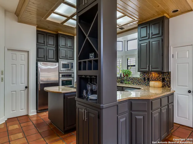 $515,000 | 29439 Summit Ridge Drive, Fair Oaks Ranch, TX 78015