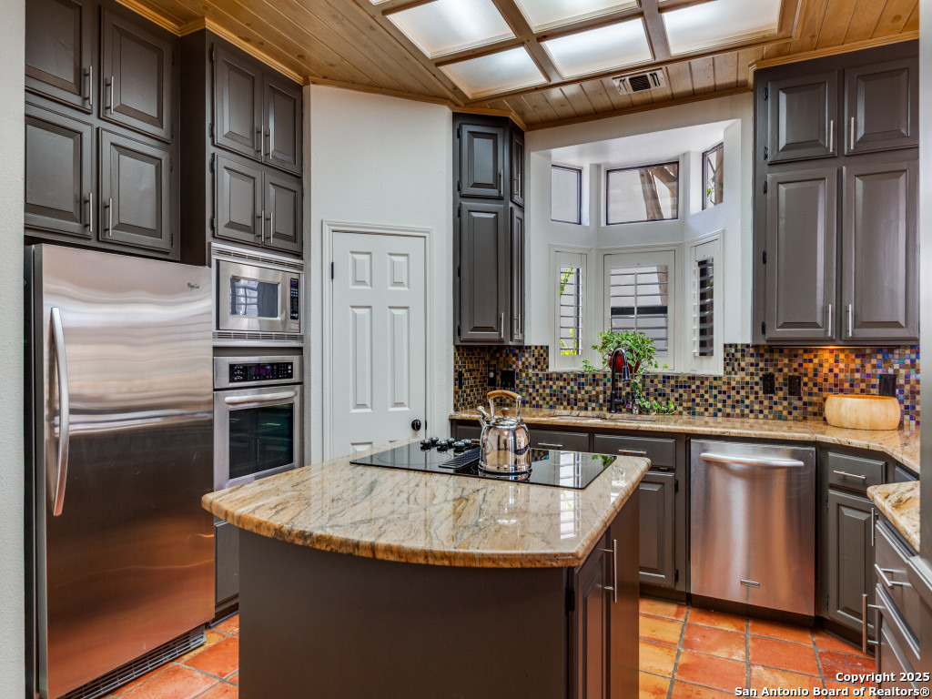 29439 Summit Ridge Drive Fair Oaks Ranch, TX 78015 - Photo 7 of 25