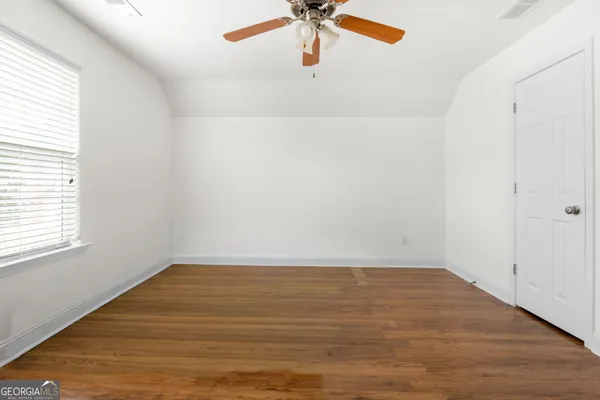 wooden floor in an empty room