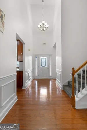 a view interior of a house livingroom and hardwood floor