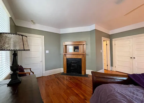 $4,995 | 32 1/2 Chapel Street, Charleston, SC 29403