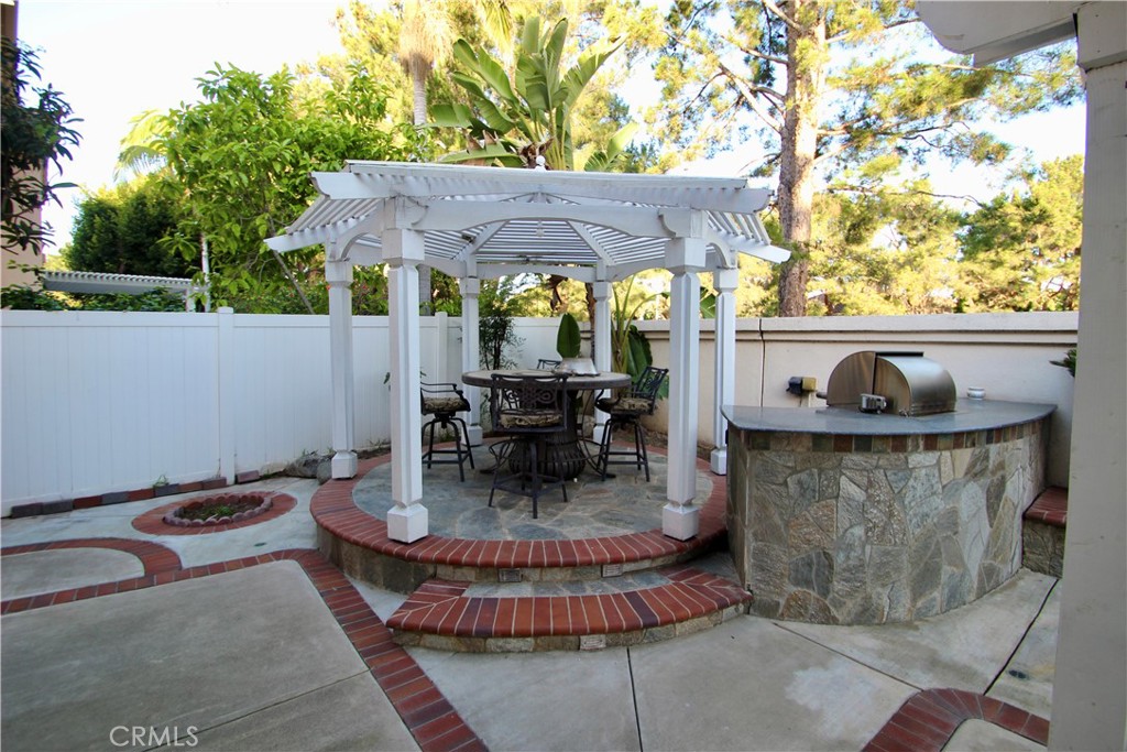 11 Pienza Irvine, CA 92606 - Photo 24 of 31