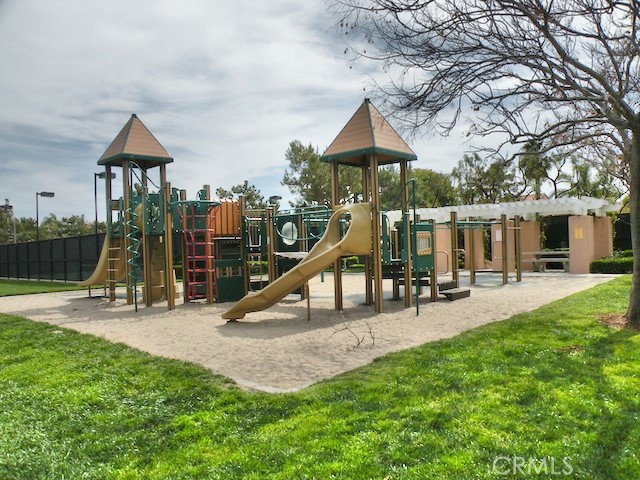 11 Pienza Irvine, CA 92606 - Photo 27 of 31