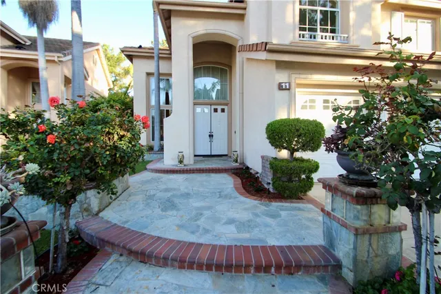 $2,500,000 | 11 Pienza, Irvine, CA 92606