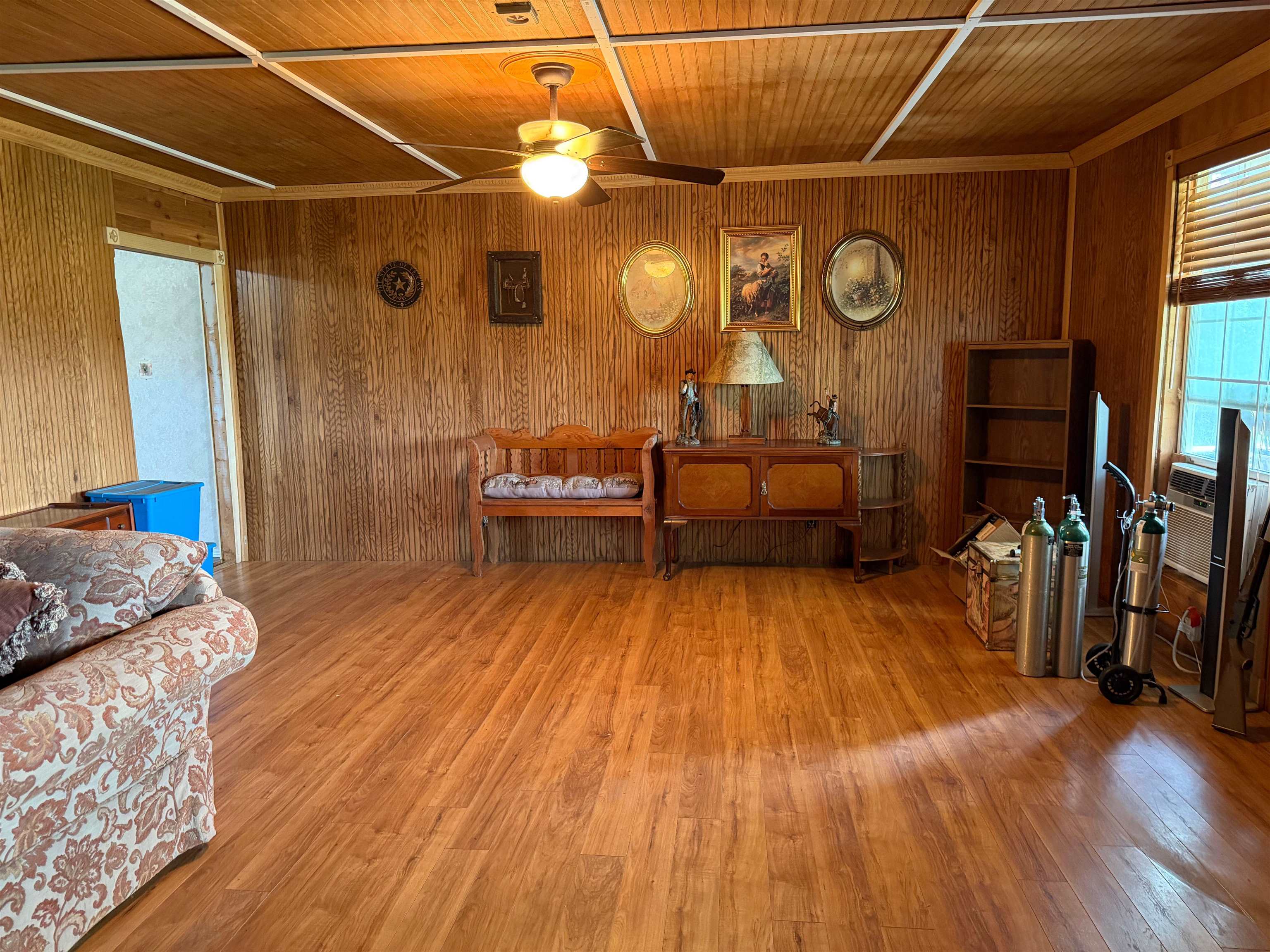 206 Thurman Loop Llano, TX 78643 - Photo 19 of 41