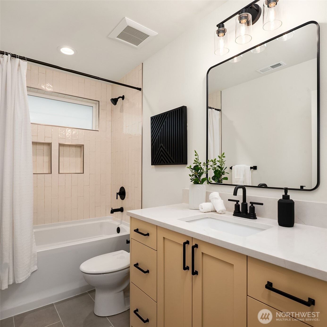 9711 44th Place Southwest, Unit A&B Seattle, WA 98136 - Photo 23 of 40