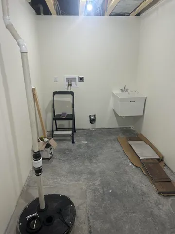 $292,000 | 1223 9th Street South, La Crosse, WI 54601