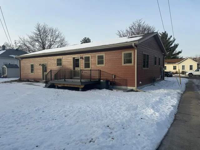 $292,000 | 1223 9th Street South, La Crosse, WI 54601