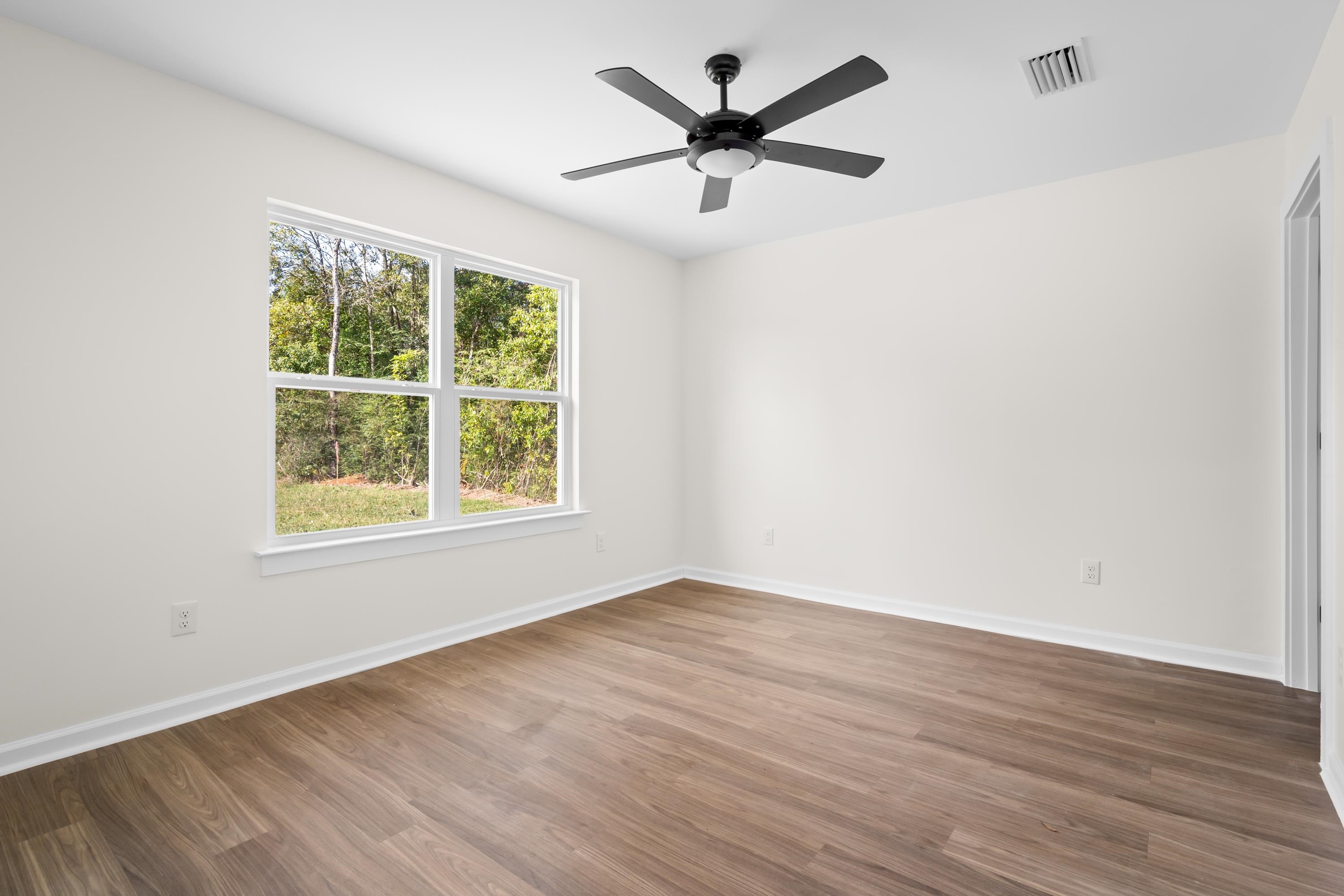 22763 Racine Street Robertsdale, AL 36567 - Photo 11 of 20 Master Bedroom