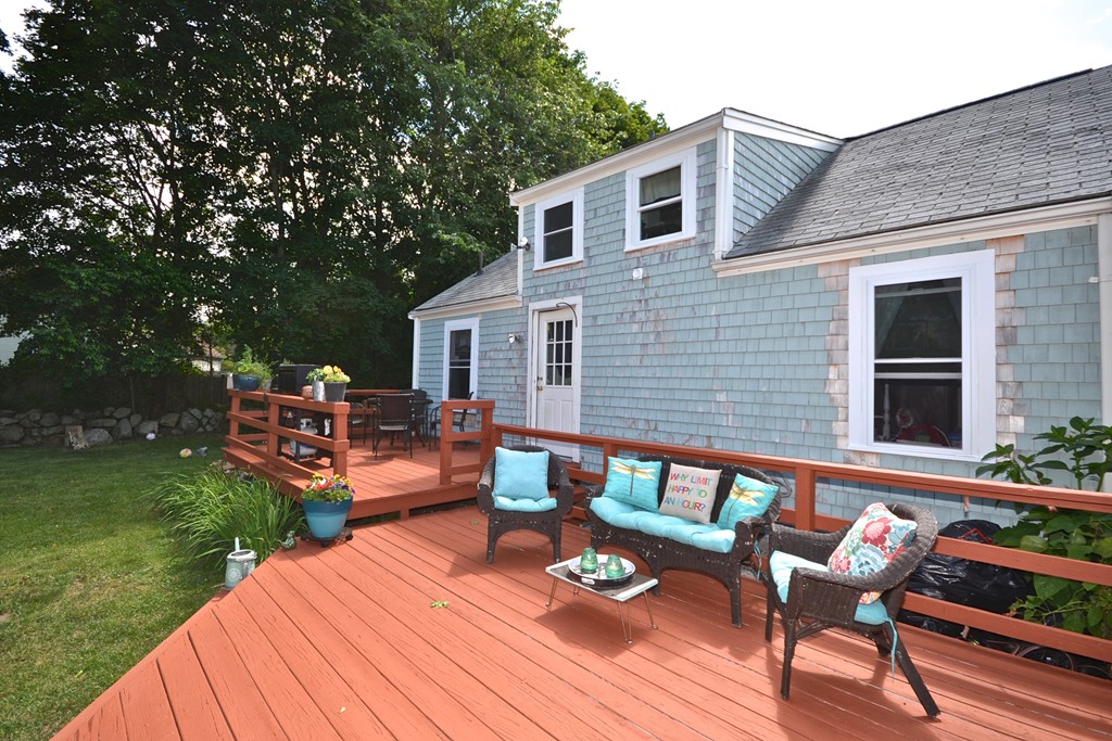 30 Great Neck Road Wareham, MA 02558 - Photo 3 of 15 Gallery Image 3