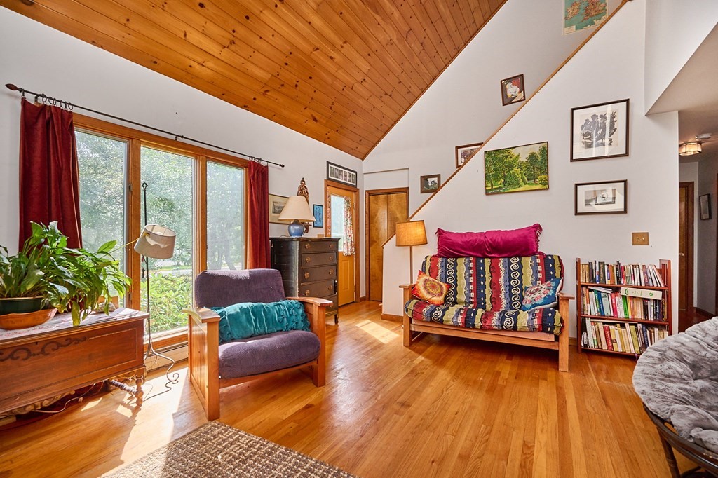 38 Huntington Road Hadley, MA 01035 - Photo 3 of 33 Gallery Image 3