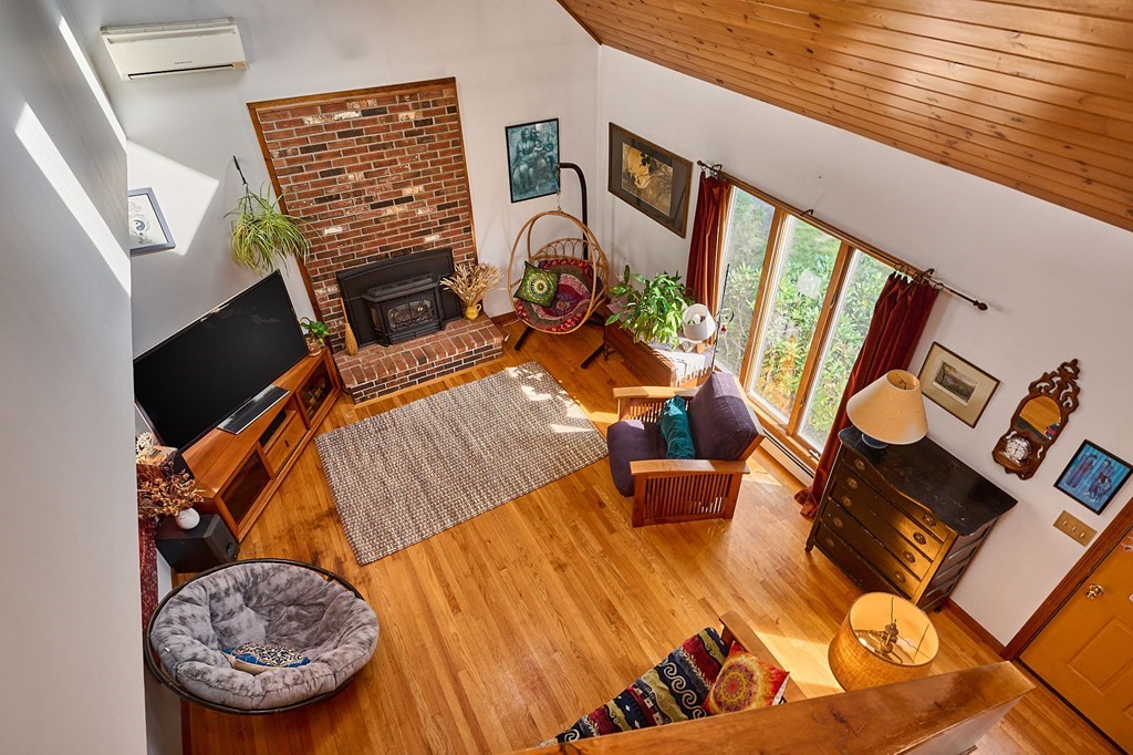 38 Huntington Road Hadley, MA 01035 - Photo 5 of 33 Gallery Image 5