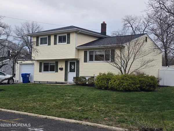 $600,000 | 5 Stratton Place, Middletown, NJ 07748
