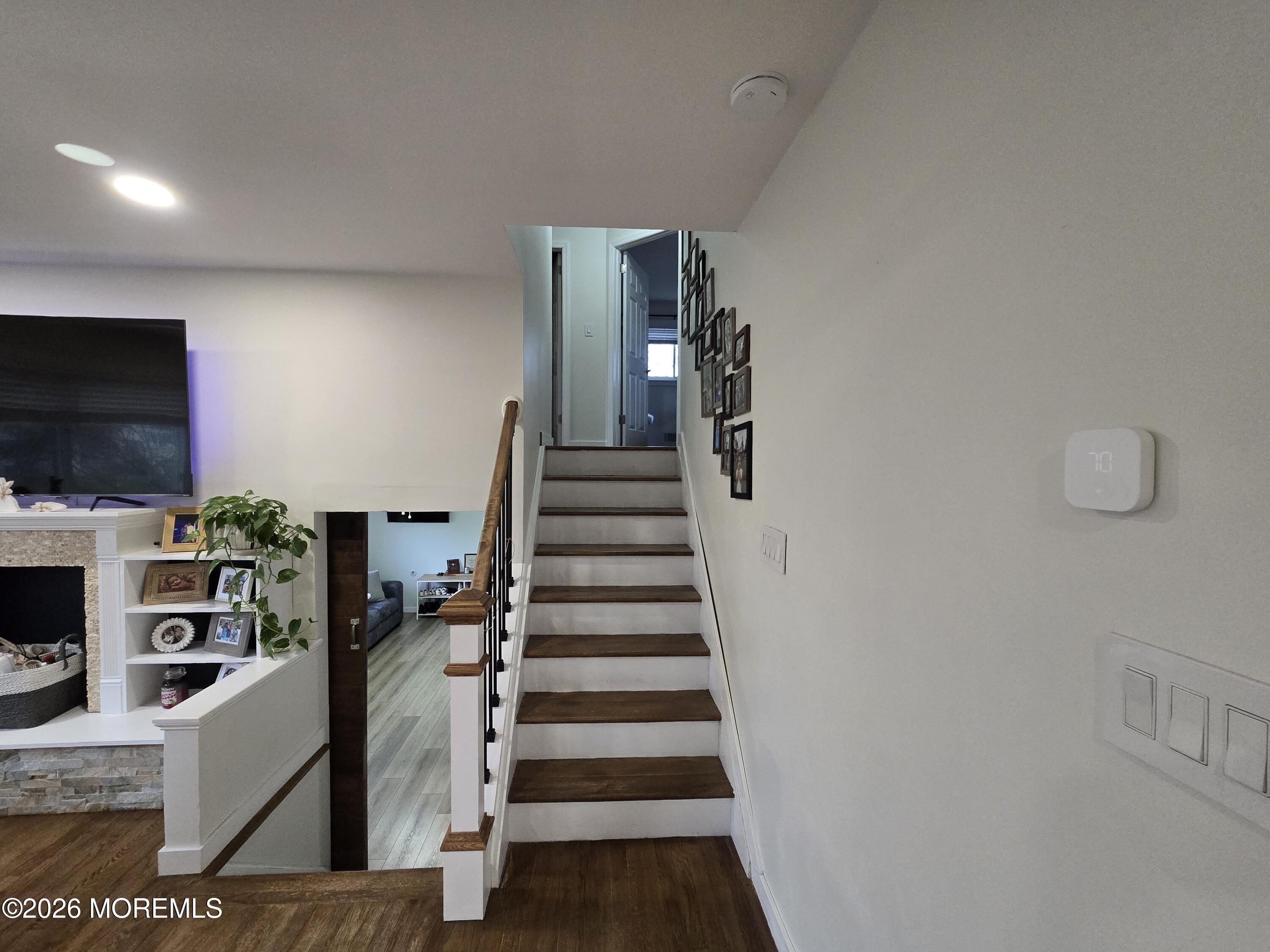 5 Stratton Place Middletown, NJ 07748 - Photo 12 of 21 20260323_175520