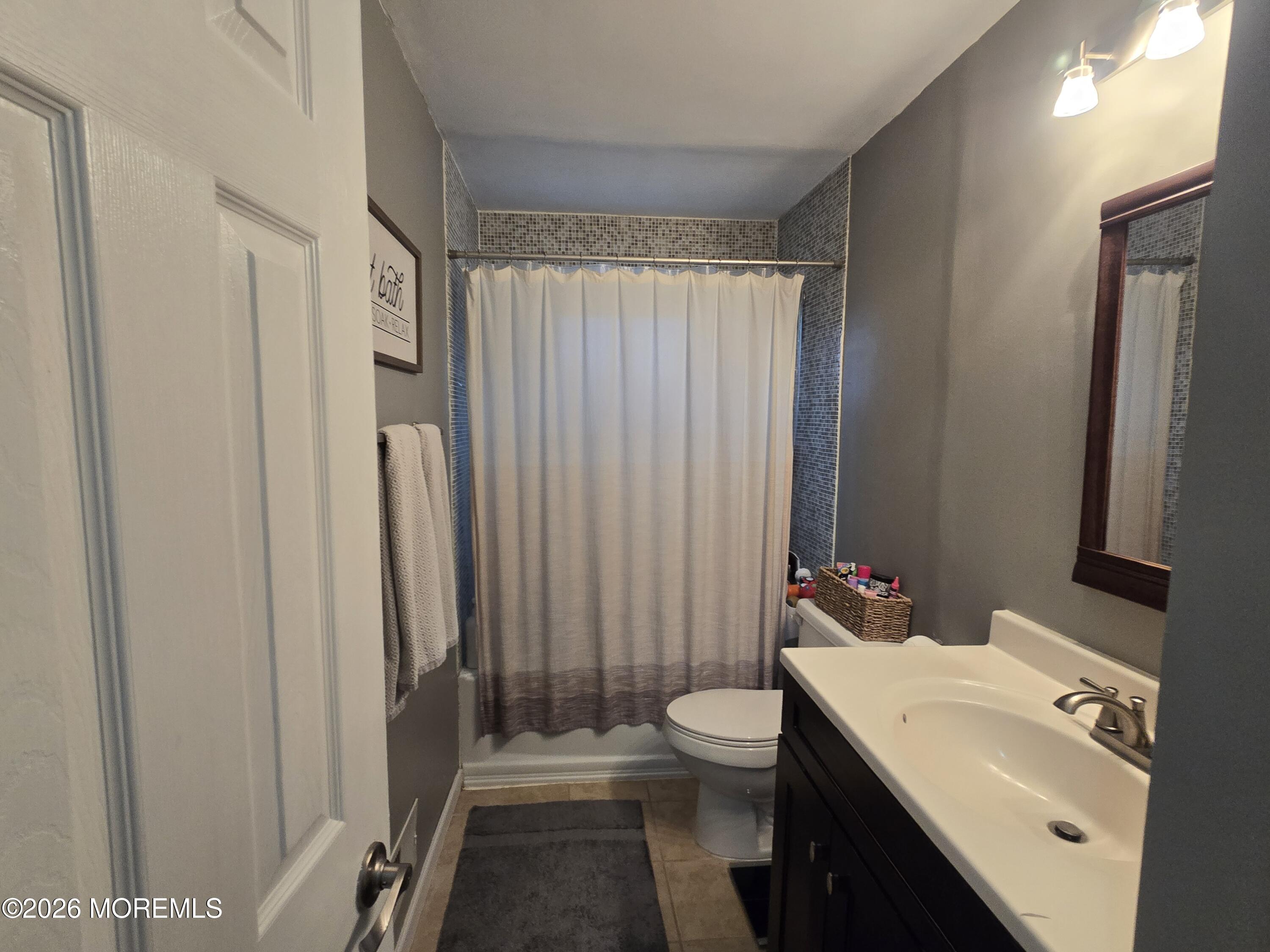 5 Stratton Place Middletown, NJ 07748 - Photo 15 of 21 20260323_175641