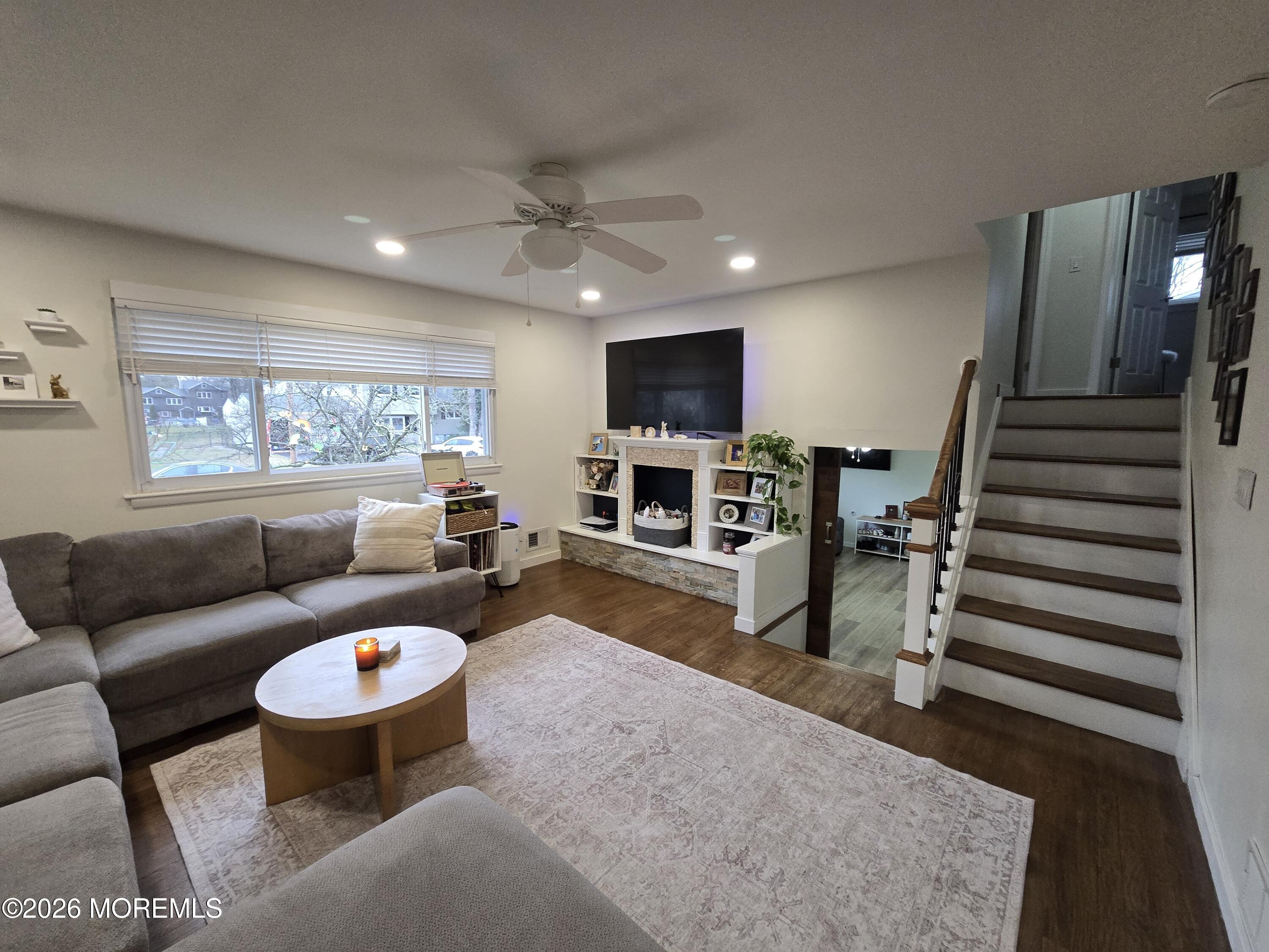 5 Stratton Place Middletown, NJ 07748 - Photo 8 of 21 20260323_175443