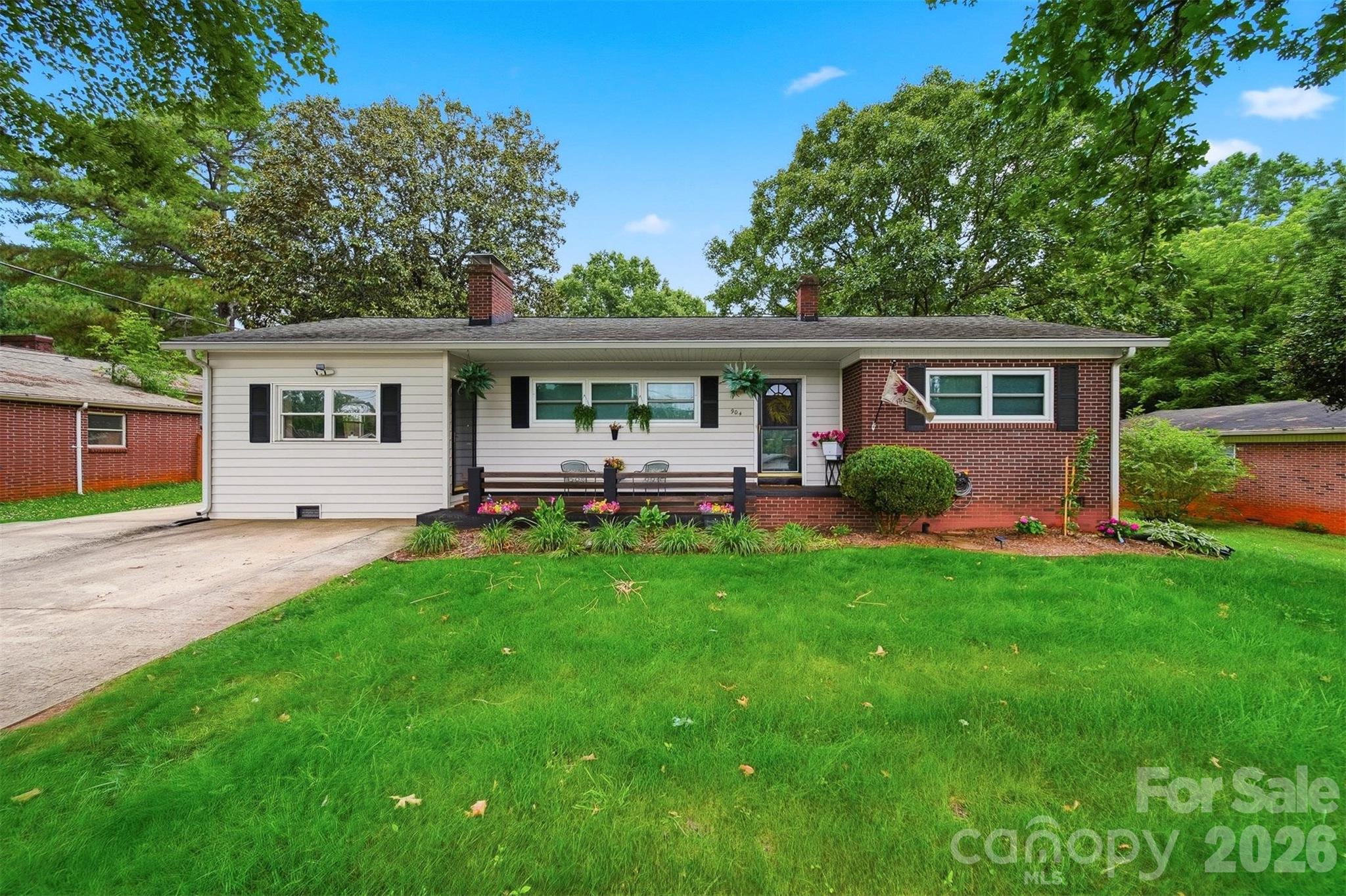 904 15th Street Northwest Conover, NC 28613 - Photo 1 of 29