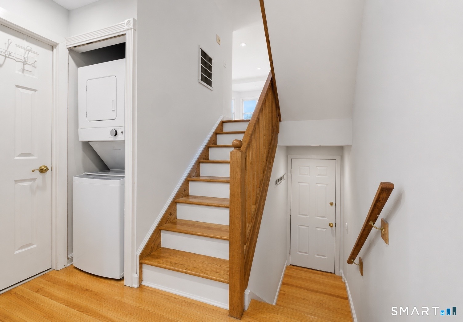239 Front Street, Unit B New Haven, CT 06513 - Photo 11 of 20