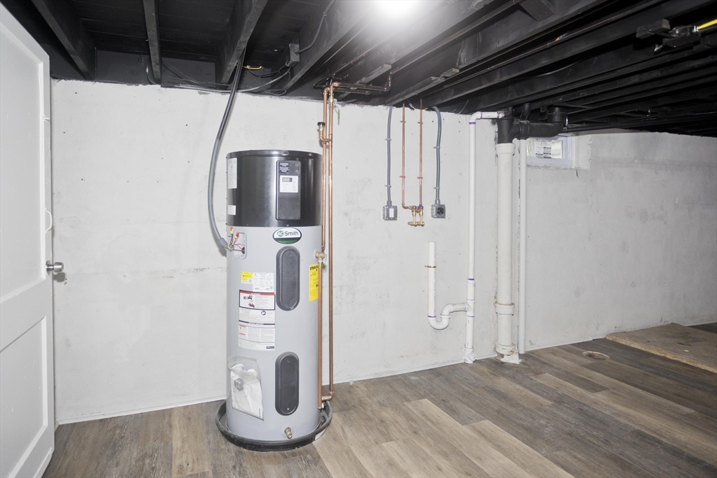 77 Drexel Street Springfield, MA 01104 - Photo 38 of 40