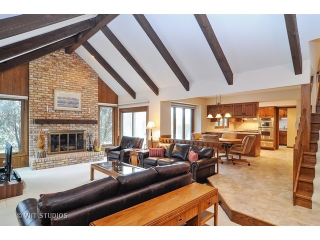 2201 Shetland Road Barrington, IL 60010 - Photo 9 of 25