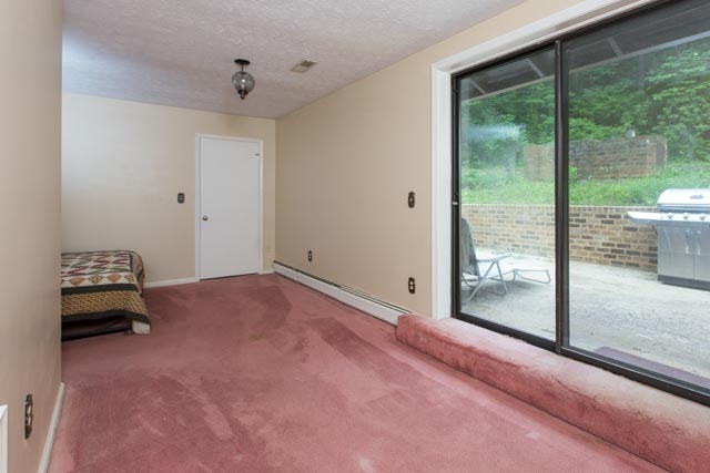 869 Union Church Road Churchville, VA 24421 - Photo 20 of 31 a view of livingroom with furniture