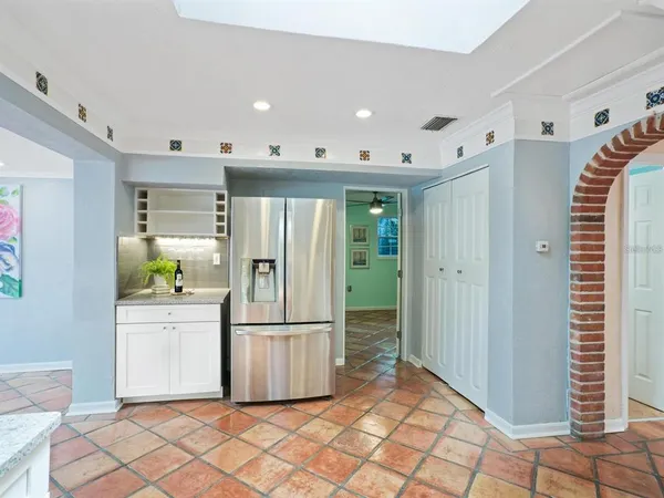 $6,900 | 1127 South Osprey Avenue, Sarasota, FL 34236