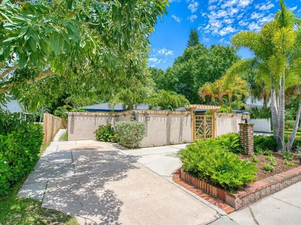 $6,900 | 1127 South Osprey Avenue, Sarasota, FL 34236