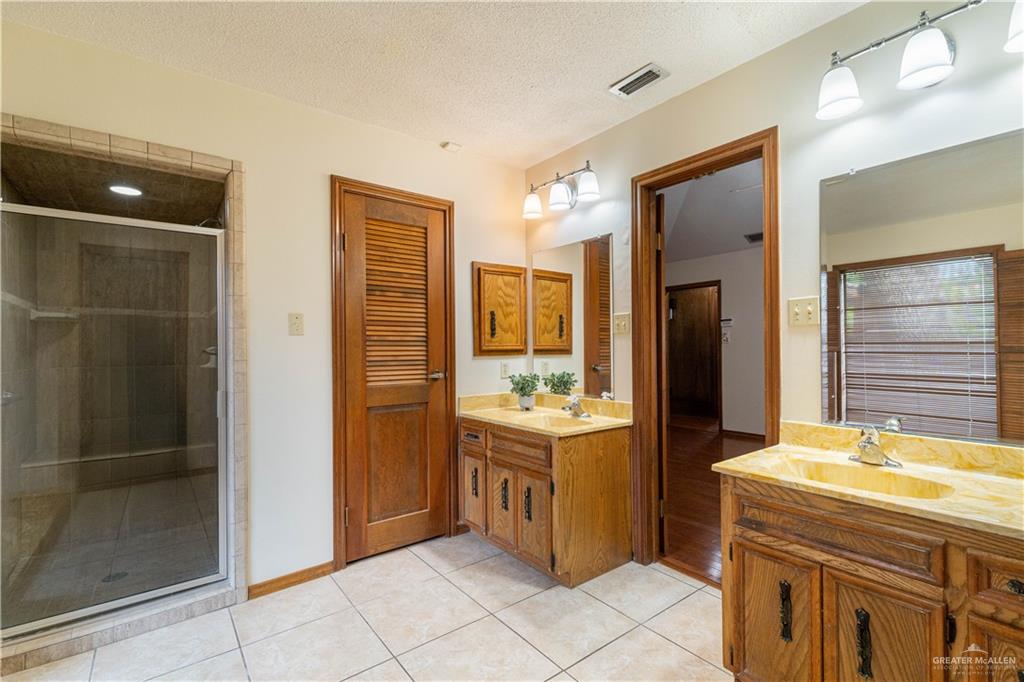 1100 Xanthisma Avenue McAllen, TX 78504 - Photo 16 of 20