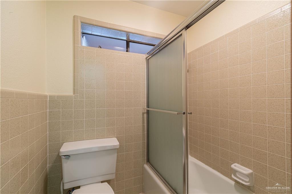 1100 Xanthisma Avenue McAllen, TX 78504 - Photo 10 of 20