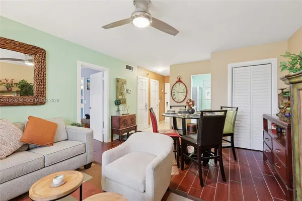 $97,000 | 6260 Northeast 18th Avenue, Unit 823, Fort Lauderdale, FL 33334