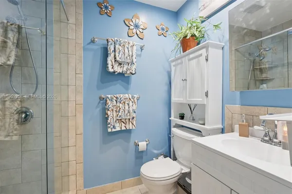 $97,000 | 6260 Northeast 18th Avenue, Unit 823, Fort Lauderdale, FL 33334