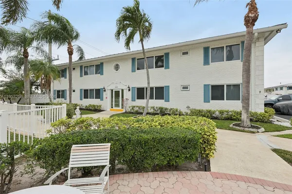 $97,000 | 6260 Northeast 18th Avenue, Unit 823, Fort Lauderdale, FL 33334